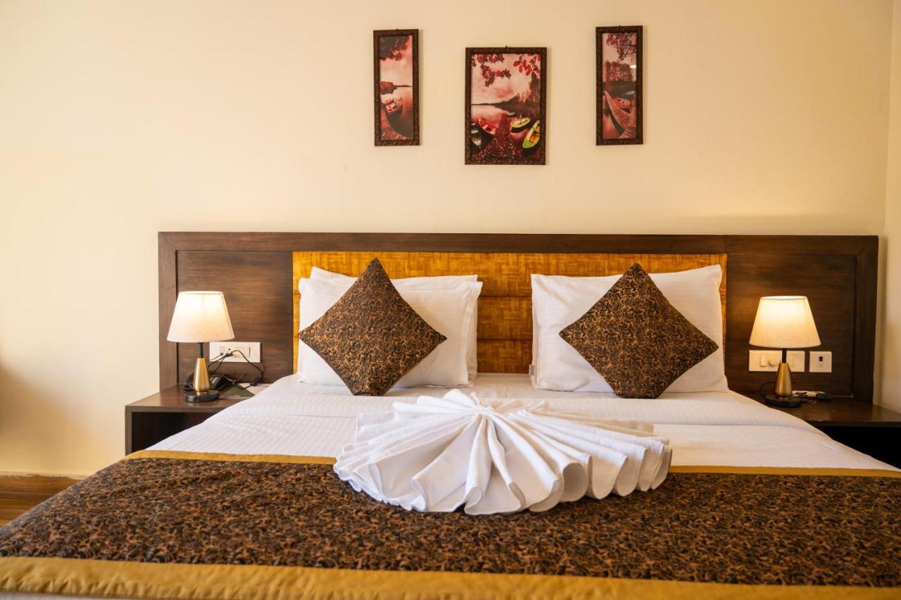 Resort De Balneaire Calangute Buitenkant foto