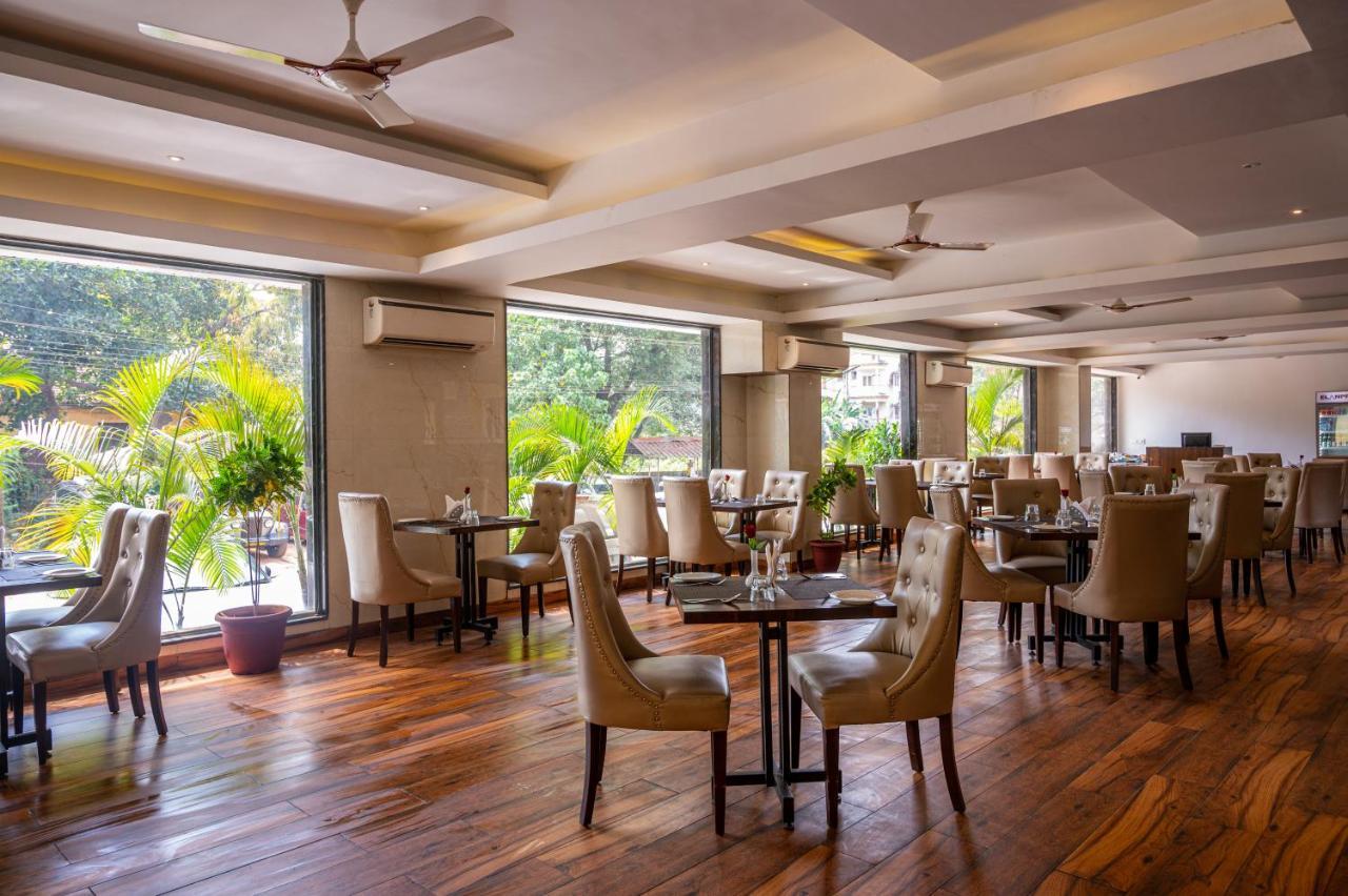 Resort De Balneaire Calangute Buitenkant foto