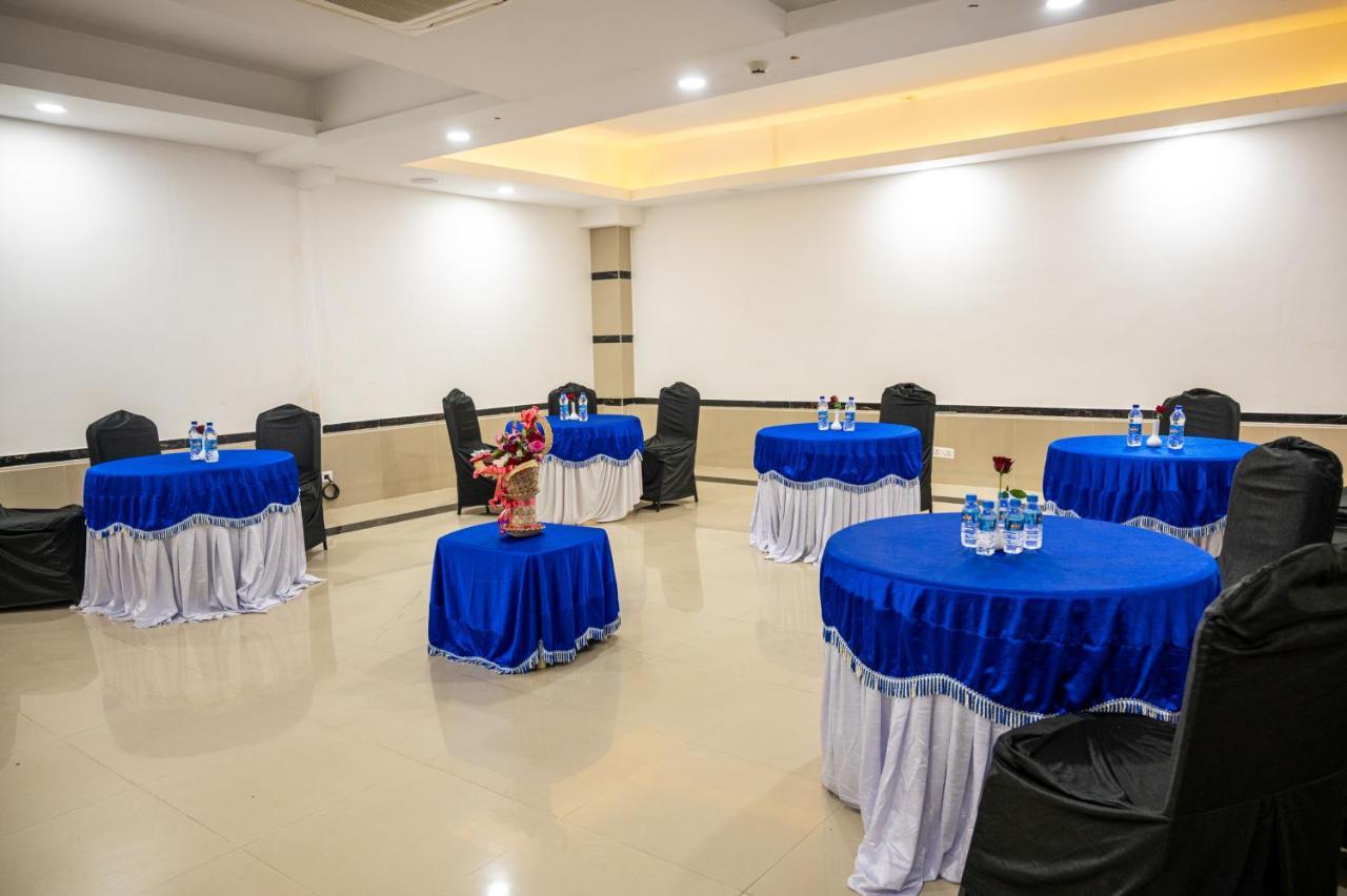 Resort De Balneaire Calangute Buitenkant foto